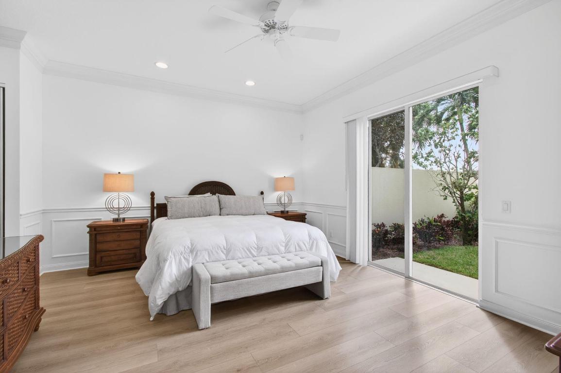 VILLAGEWALK OF WELLINGTON 1 - Residential