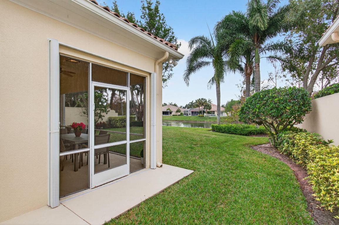 VILLAGEWALK OF WELLINGTON 1 - Residential