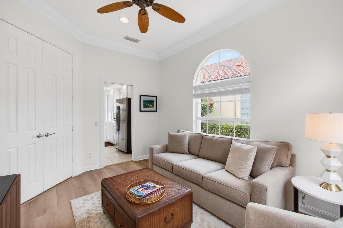 VILLAGEWALK OF WELLINGTON 1 - Residential