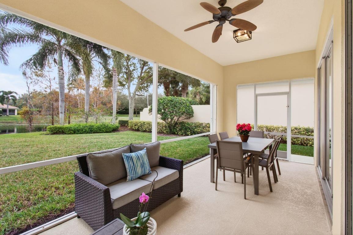 VILLAGEWALK OF WELLINGTON 1 - Residential