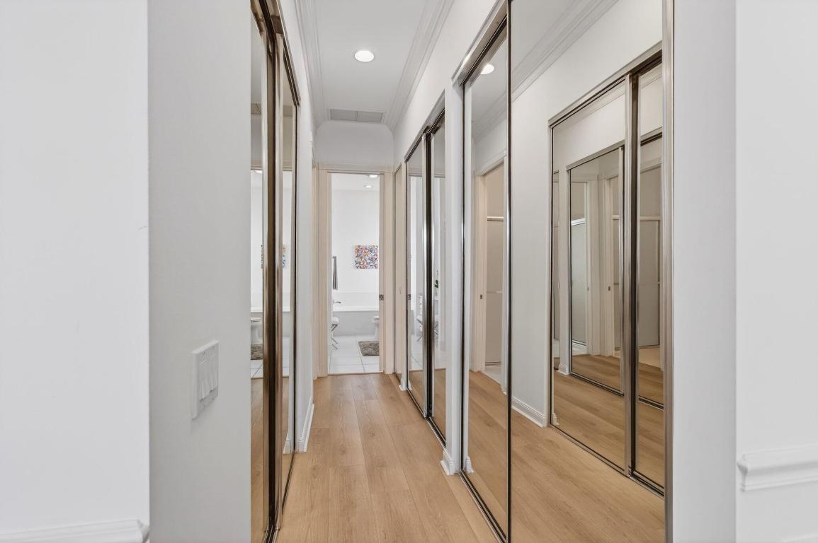 VILLAGEWALK OF WELLINGTON 1 - Residential