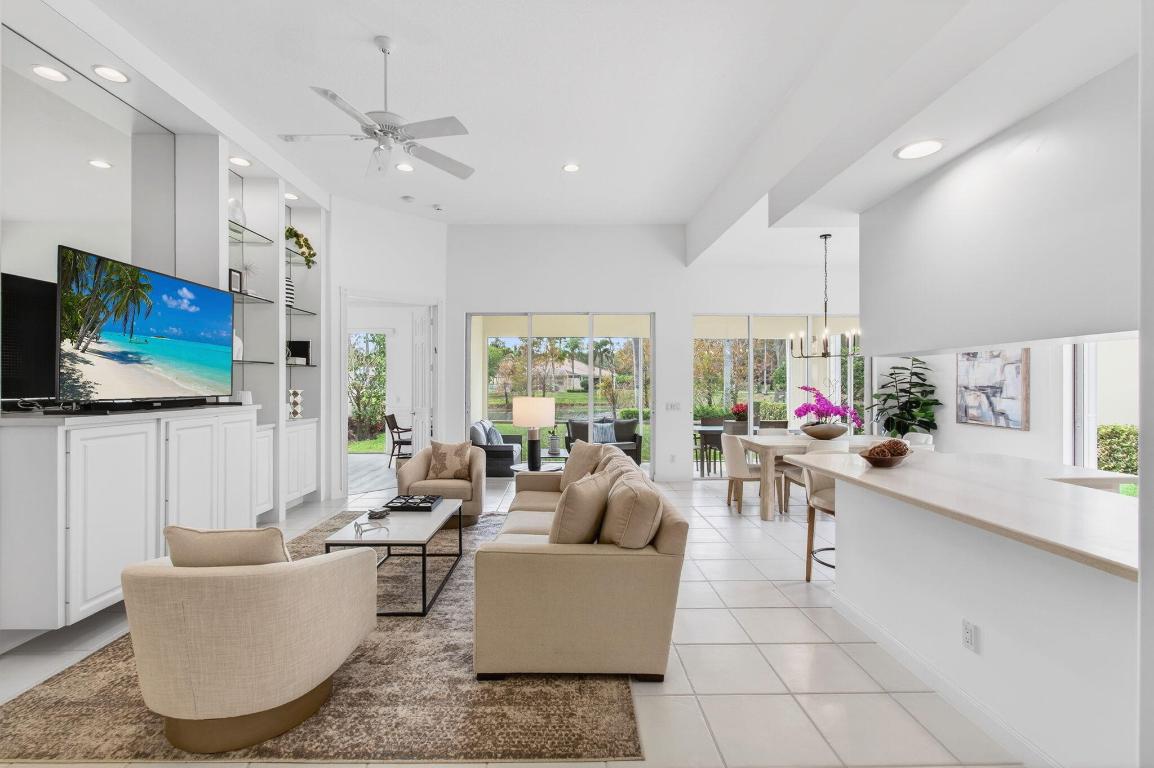 VILLAGEWALK OF WELLINGTON 1 - Residential