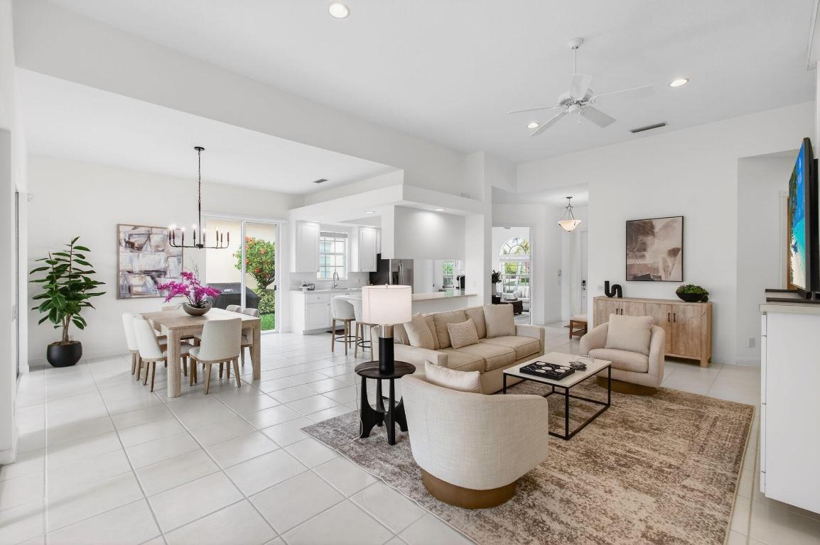 VILLAGEWALK OF WELLINGTON 1 - Residential