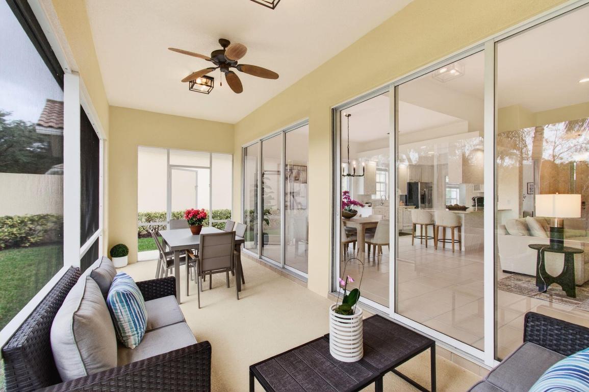 VILLAGEWALK OF WELLINGTON 1 - Residential