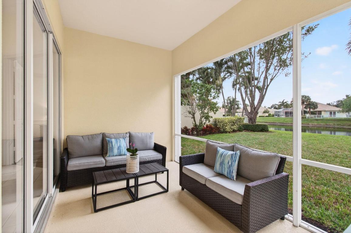 VILLAGEWALK OF WELLINGTON 1 - Residential