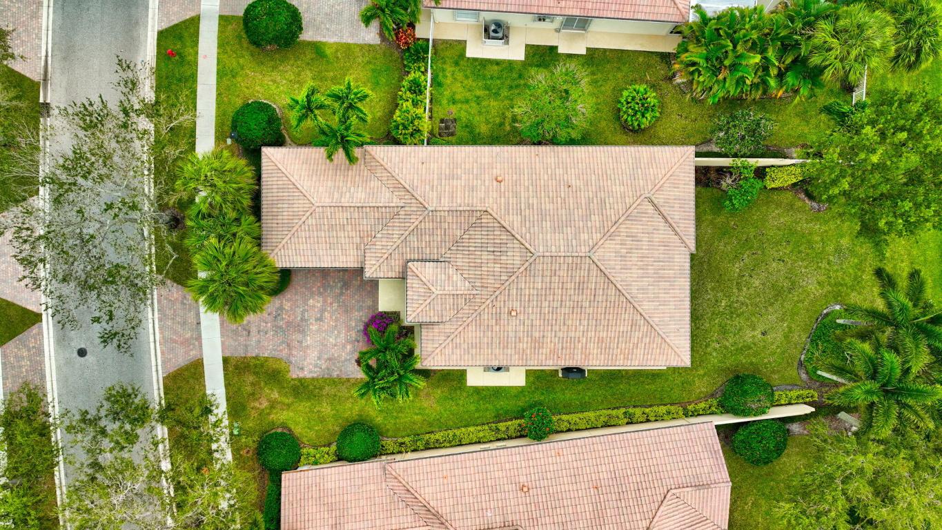 VILLAGEWALK OF WELLINGTON 1 - Residential