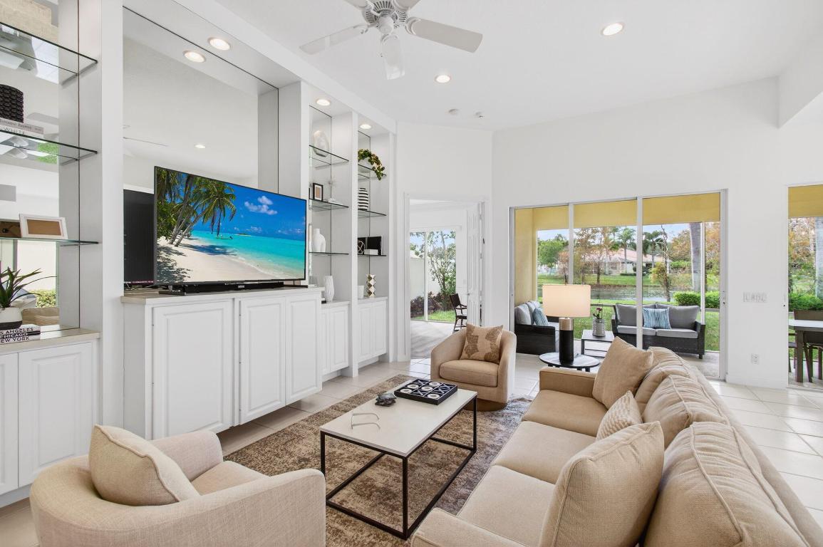 VILLAGEWALK OF WELLINGTON 1 - Residential