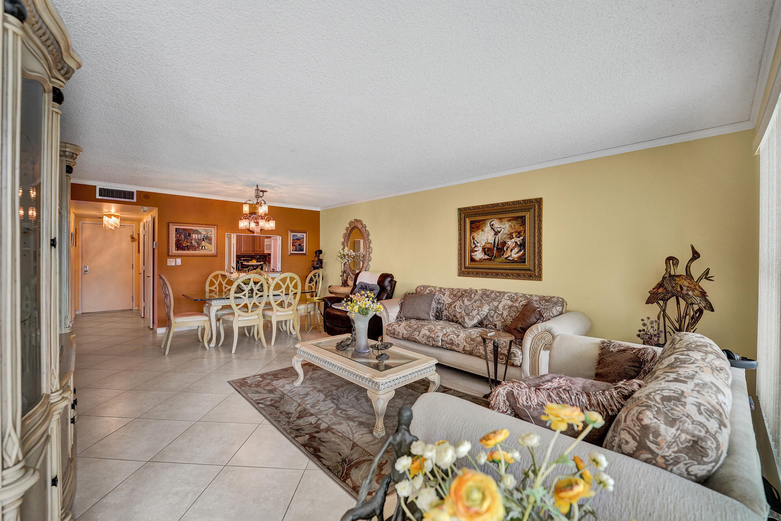 PLAYA DEL MAR CONDO - Residential