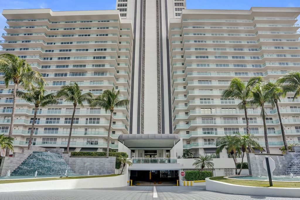 Photo of 3900 Galt Ocean Drive, Fort Lauderdale, FL 33308 (MLS # B26001450)