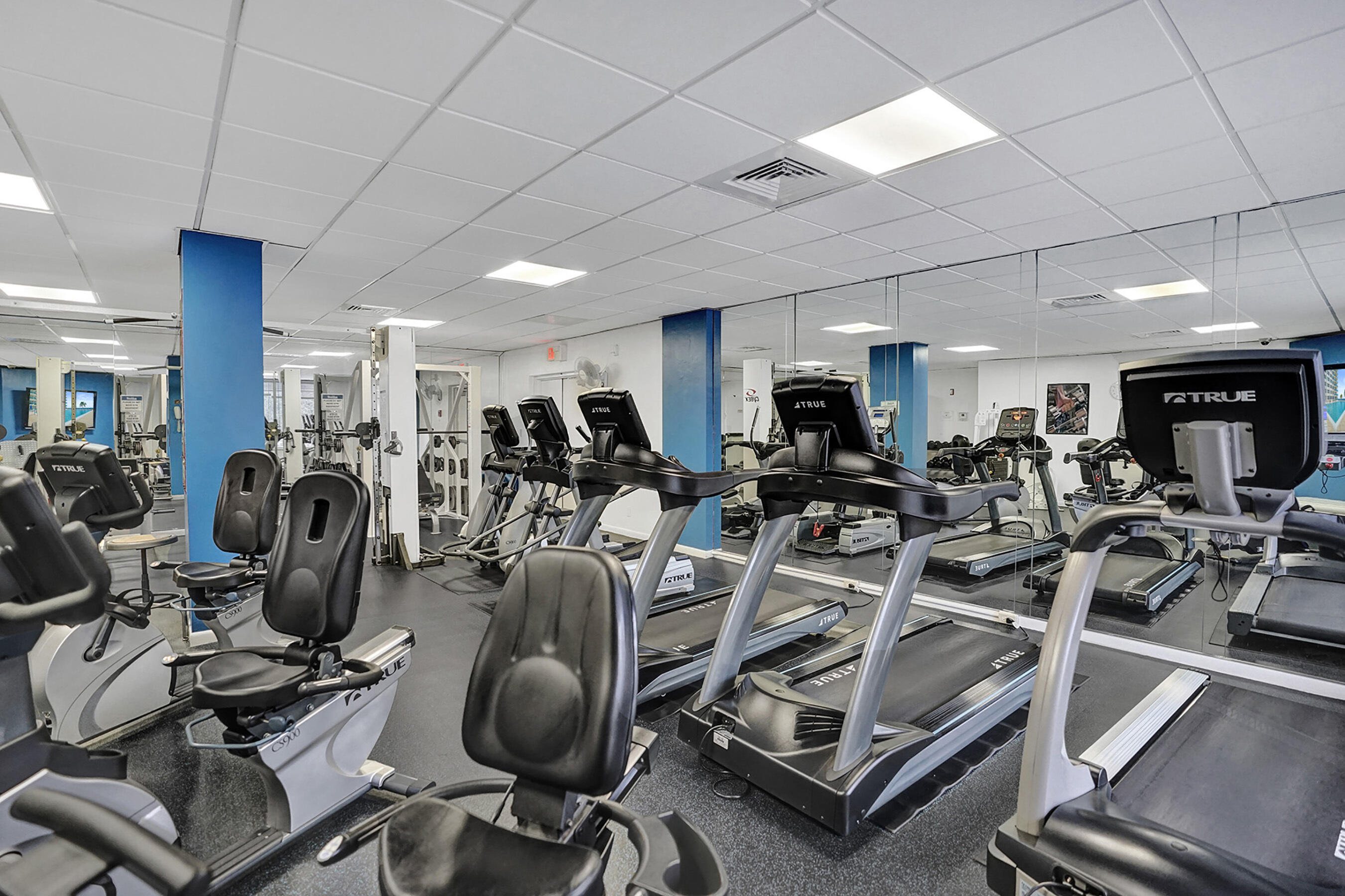 PLAYA DEL MAR CONDO - Residential