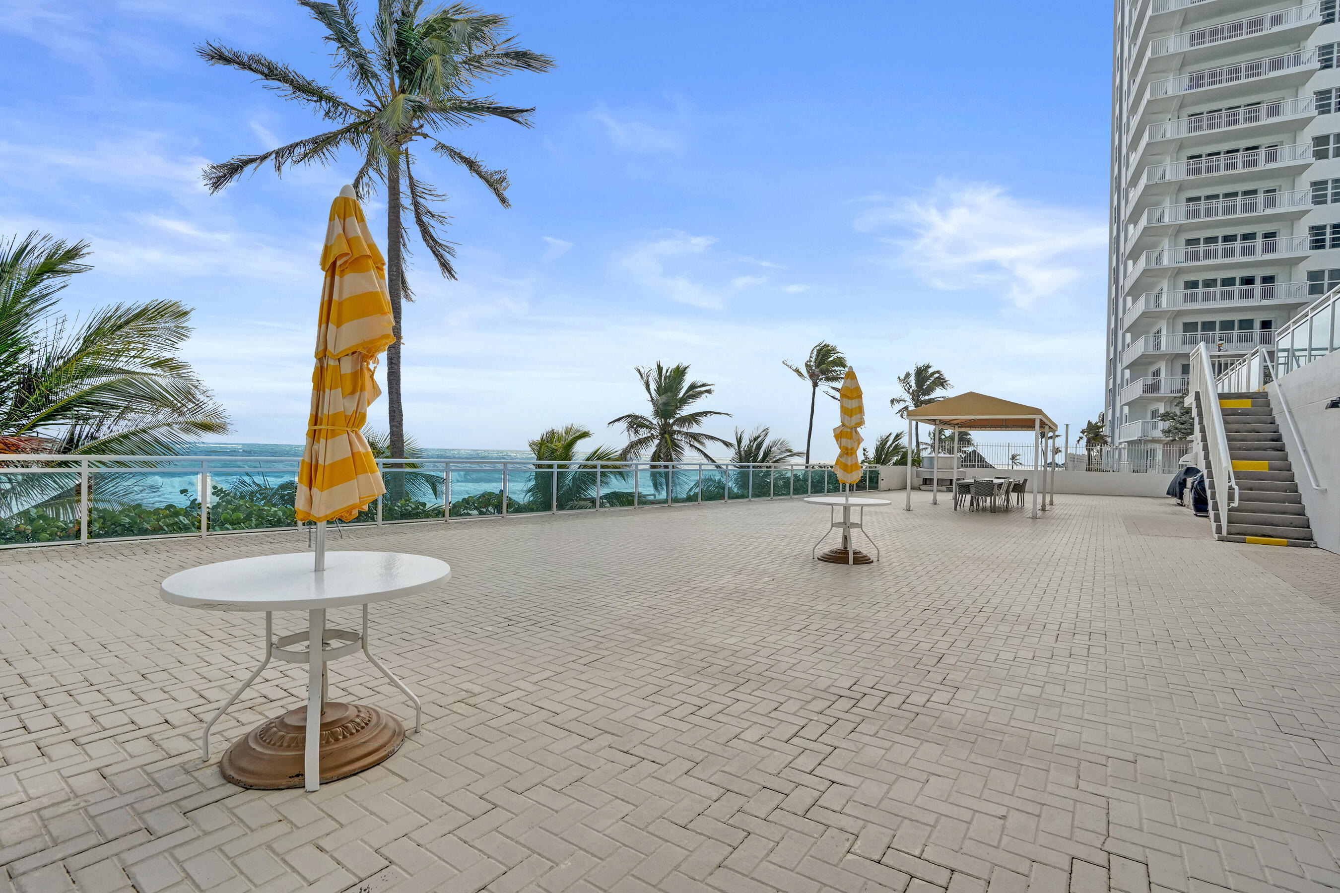 PLAYA DEL MAR CONDO - Residential