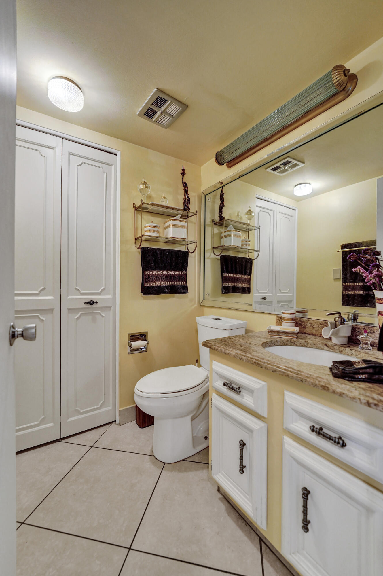 PLAYA DEL MAR CONDO - Residential