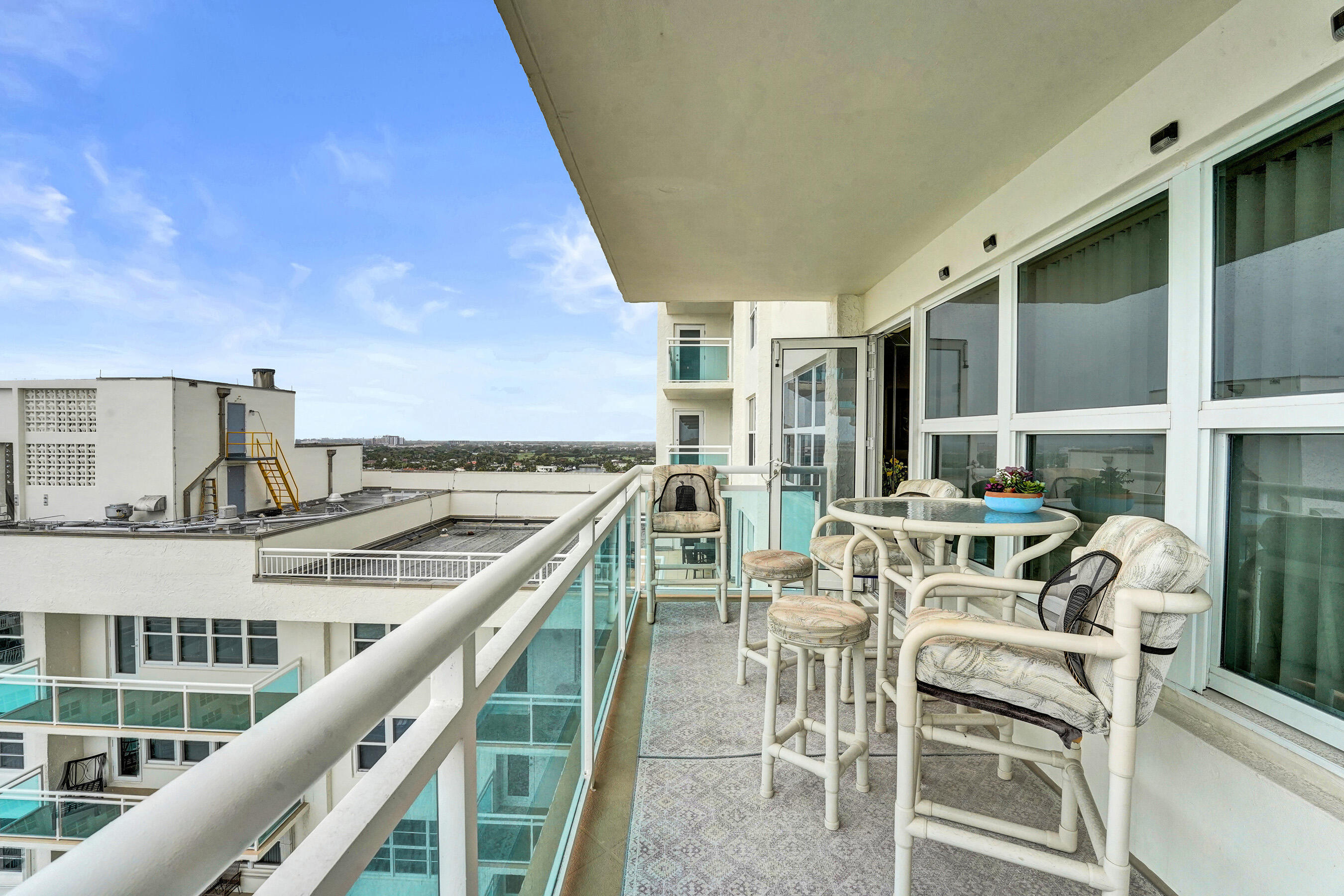 PLAYA DEL MAR CONDO - Residential