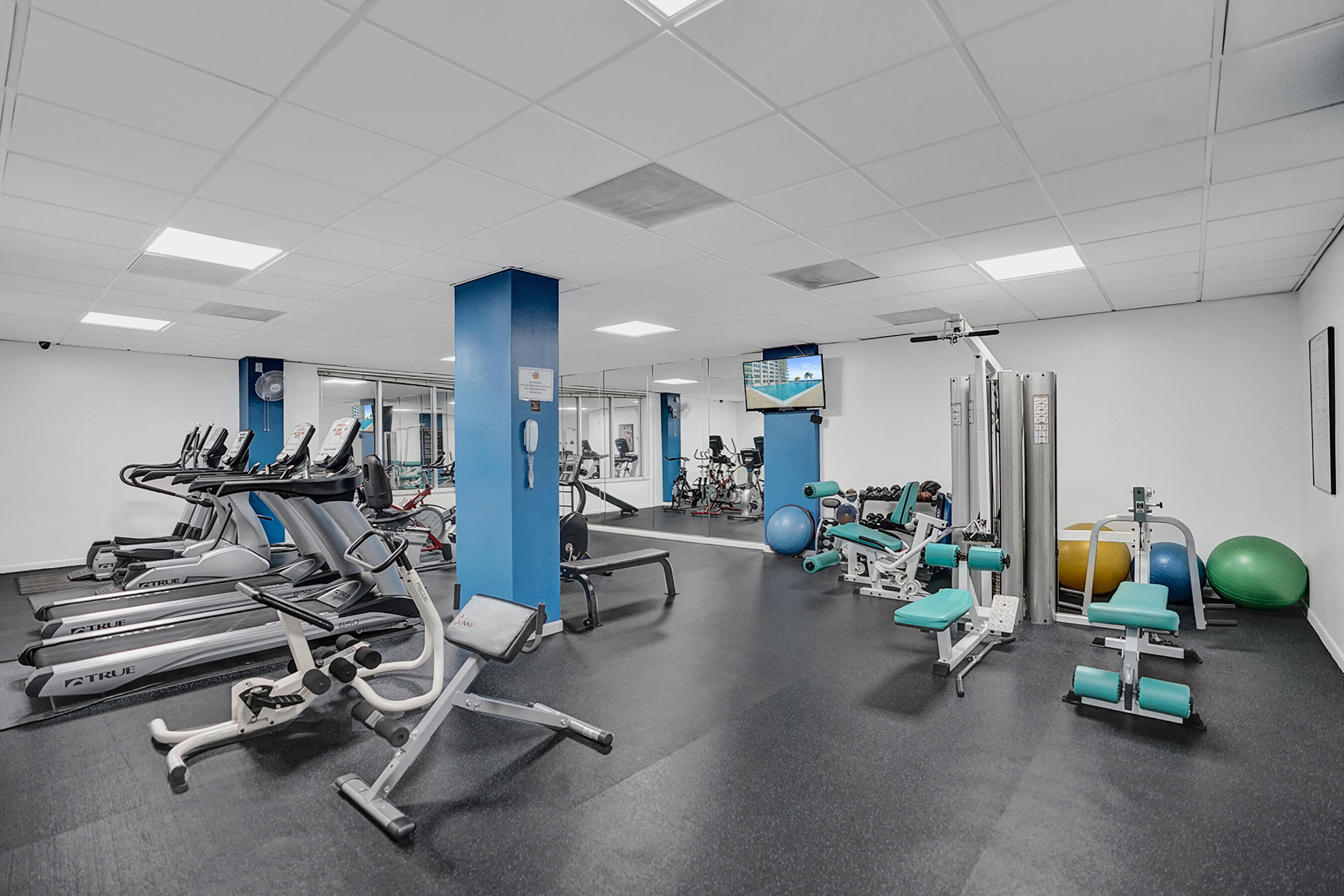 PLAYA DEL MAR CONDO - Residential