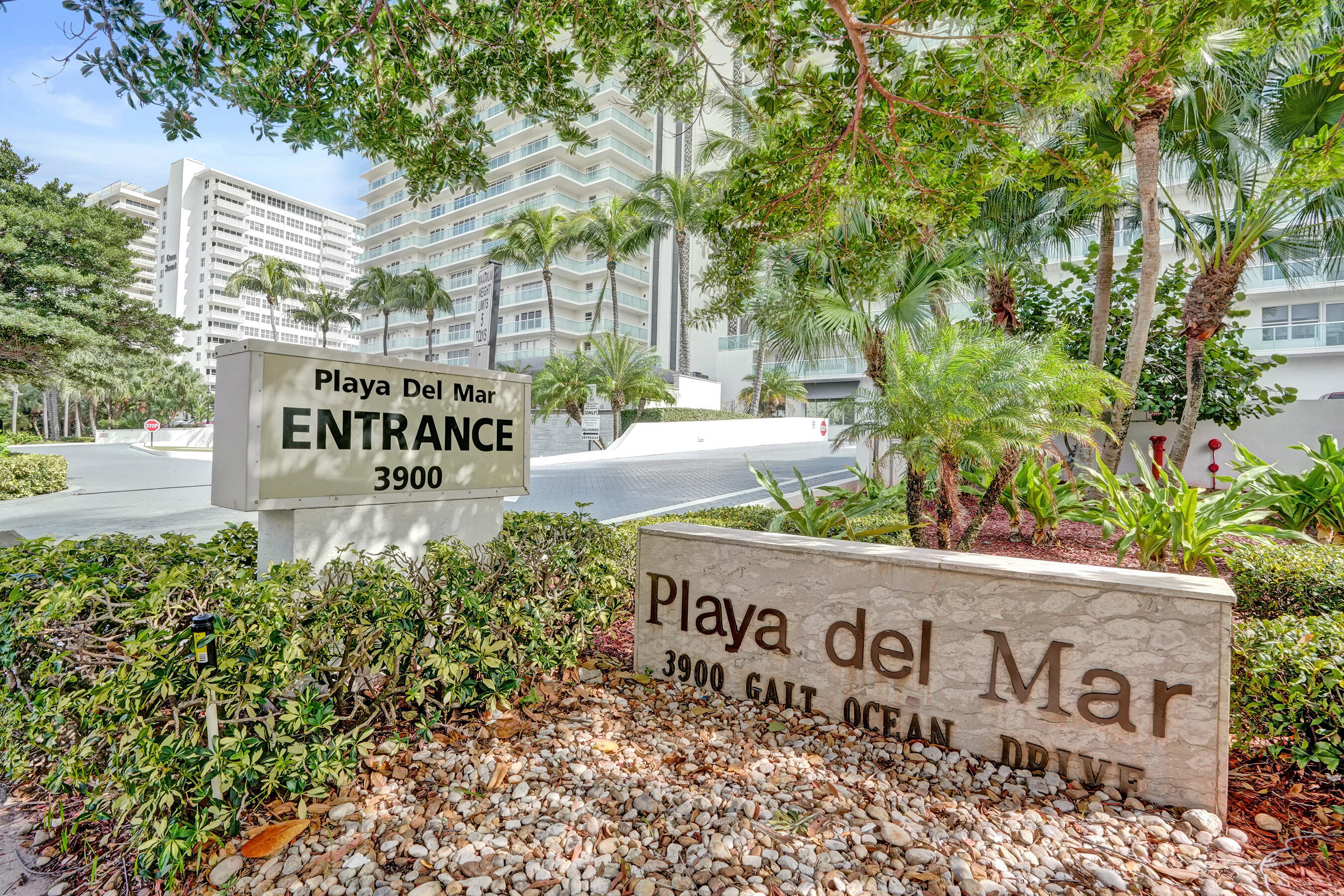 PLAYA DEL MAR CONDO - Residential