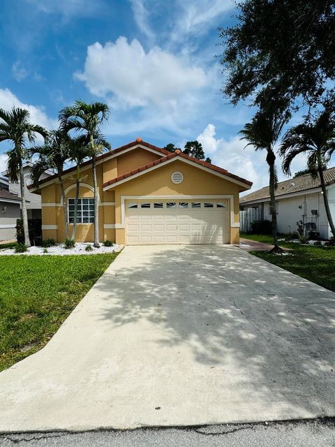 A home in Pembroke Pines