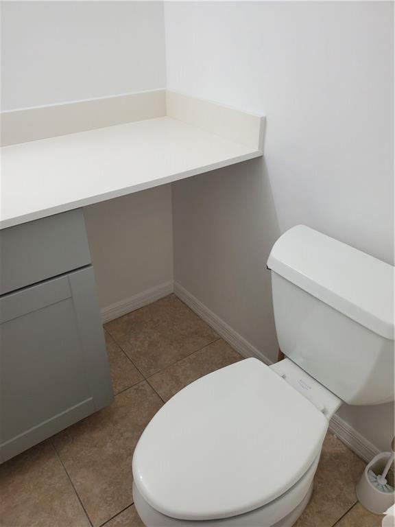 Deerfield Pines North Con - Residential Lease