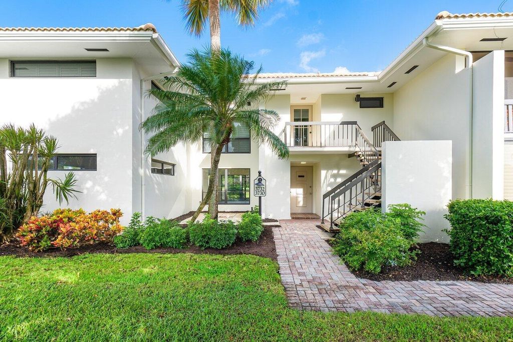 Photo of 3730 Quail Ridge Drive #Green Heron S, Boynton Beach, FL 33436 (MLS # R11033920)