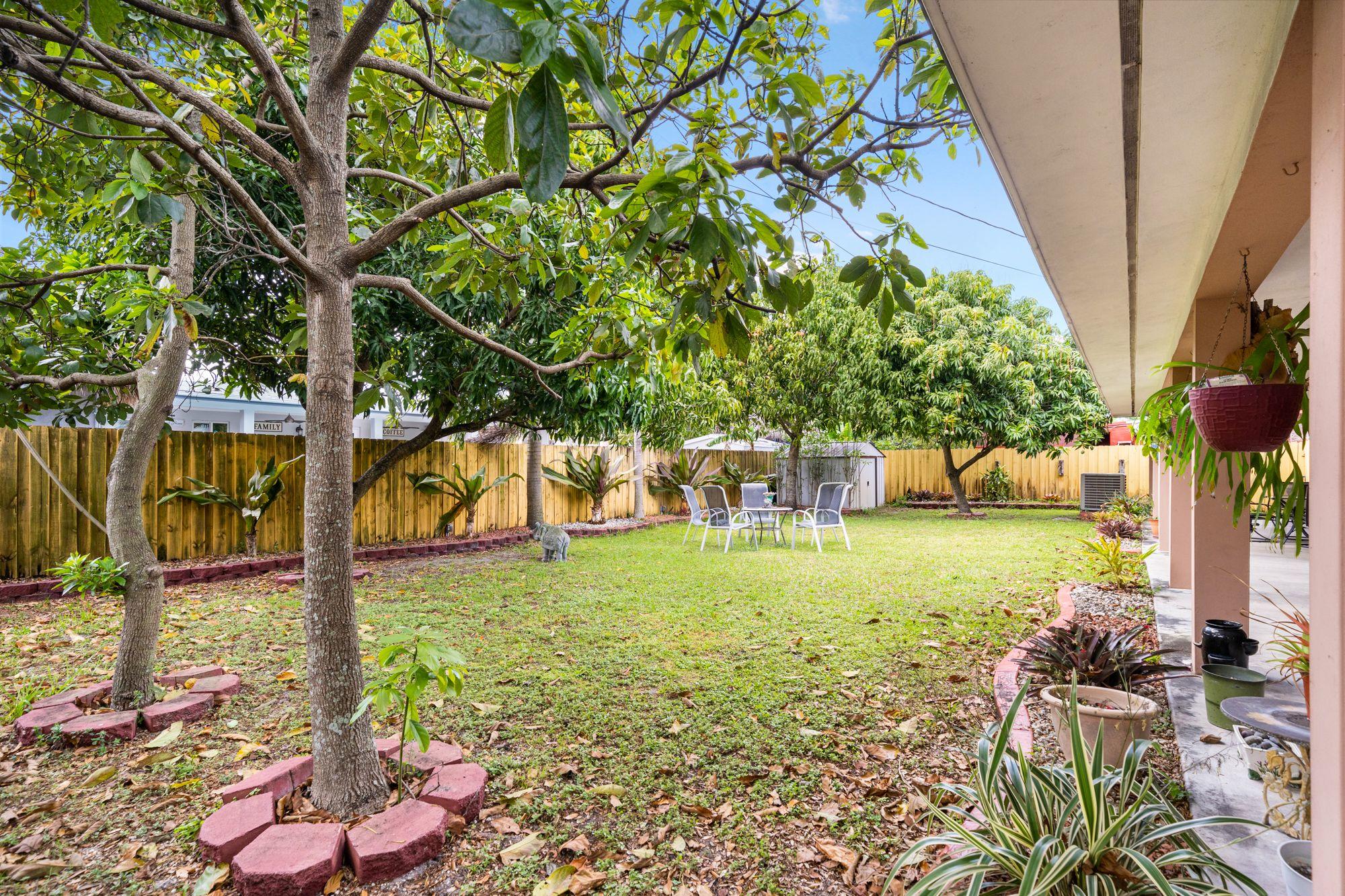 CAROL CITY - Residential