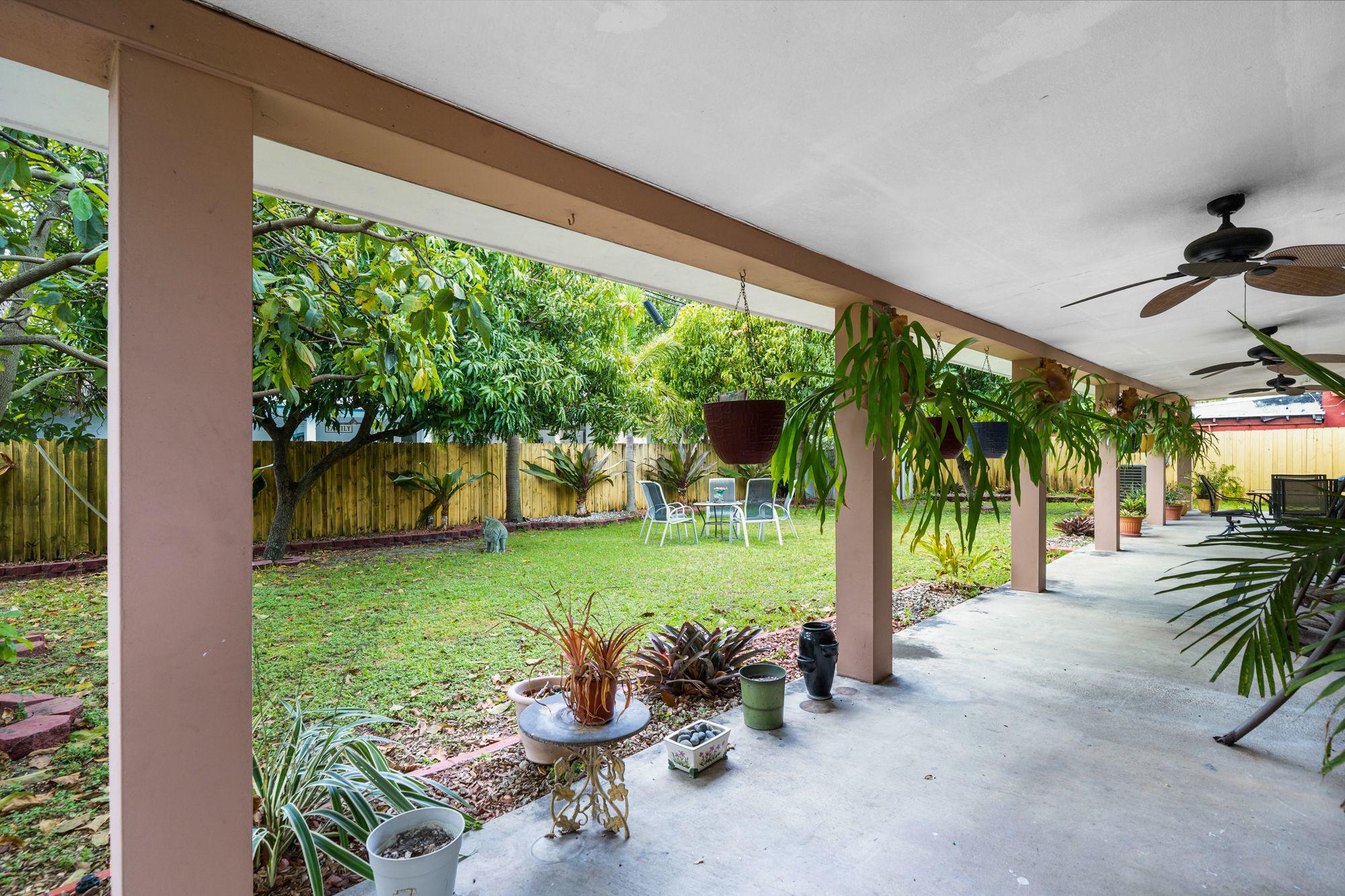 CAROL CITY - Residential