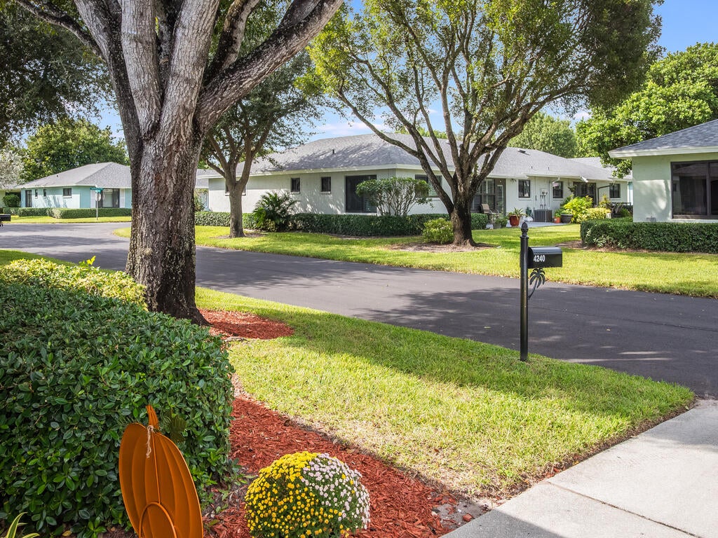 Photo of 4240 Mango Tree Court #B, Boynton Beach, FL 33436 (MLS # B26085649)
