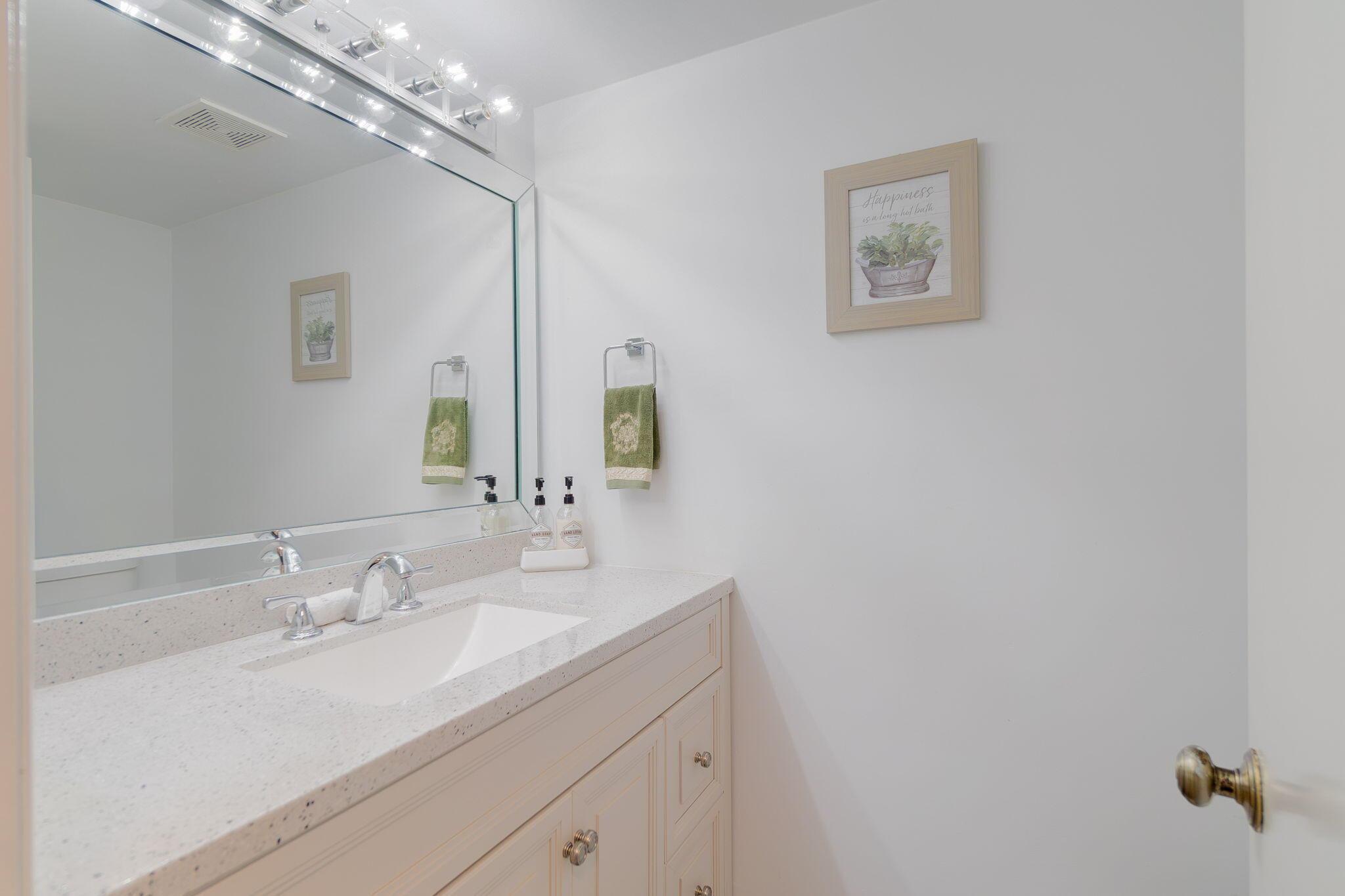 PINE RIDGE SOUTH III COND - Residential