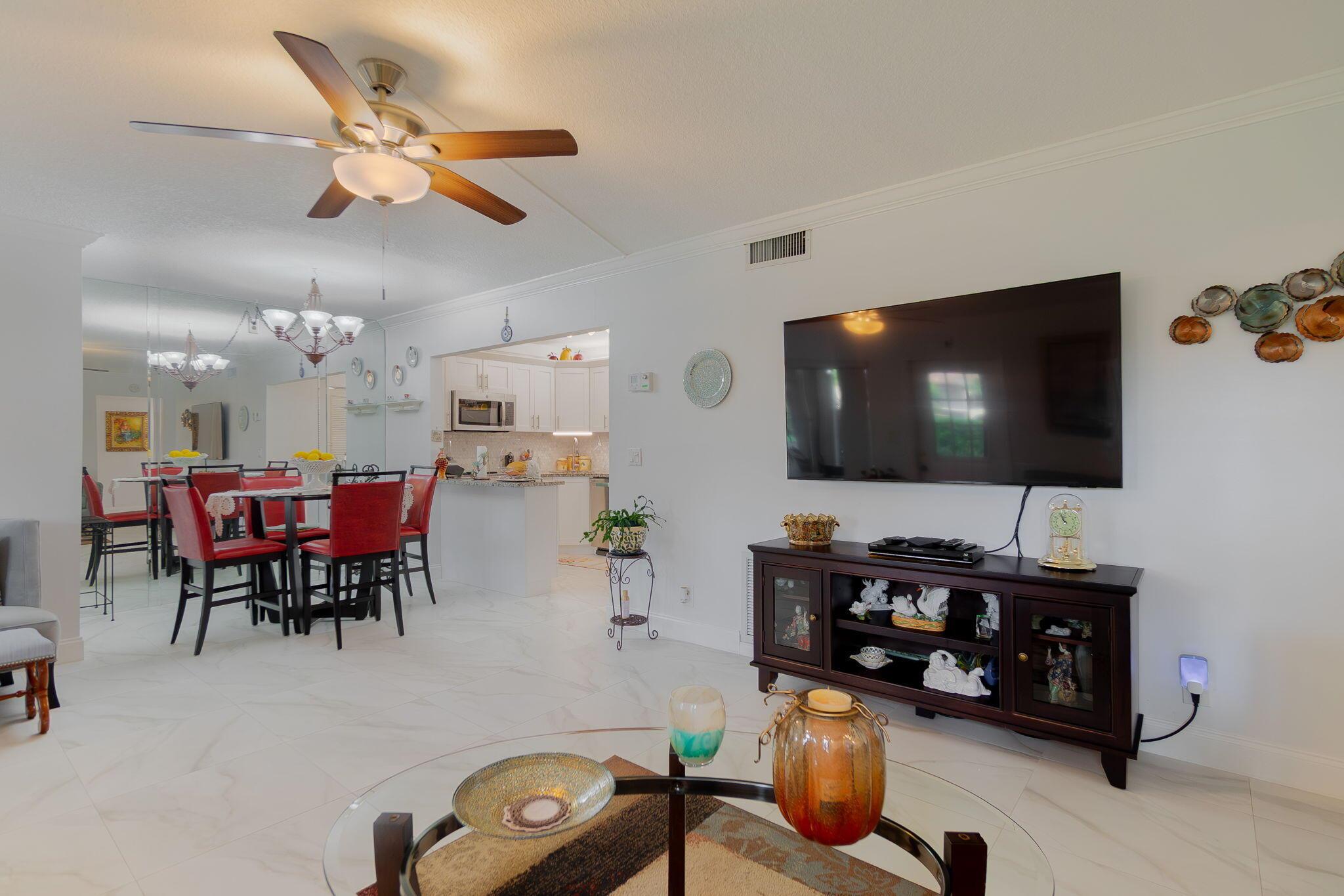 PINE RIDGE SOUTH III COND - Residential