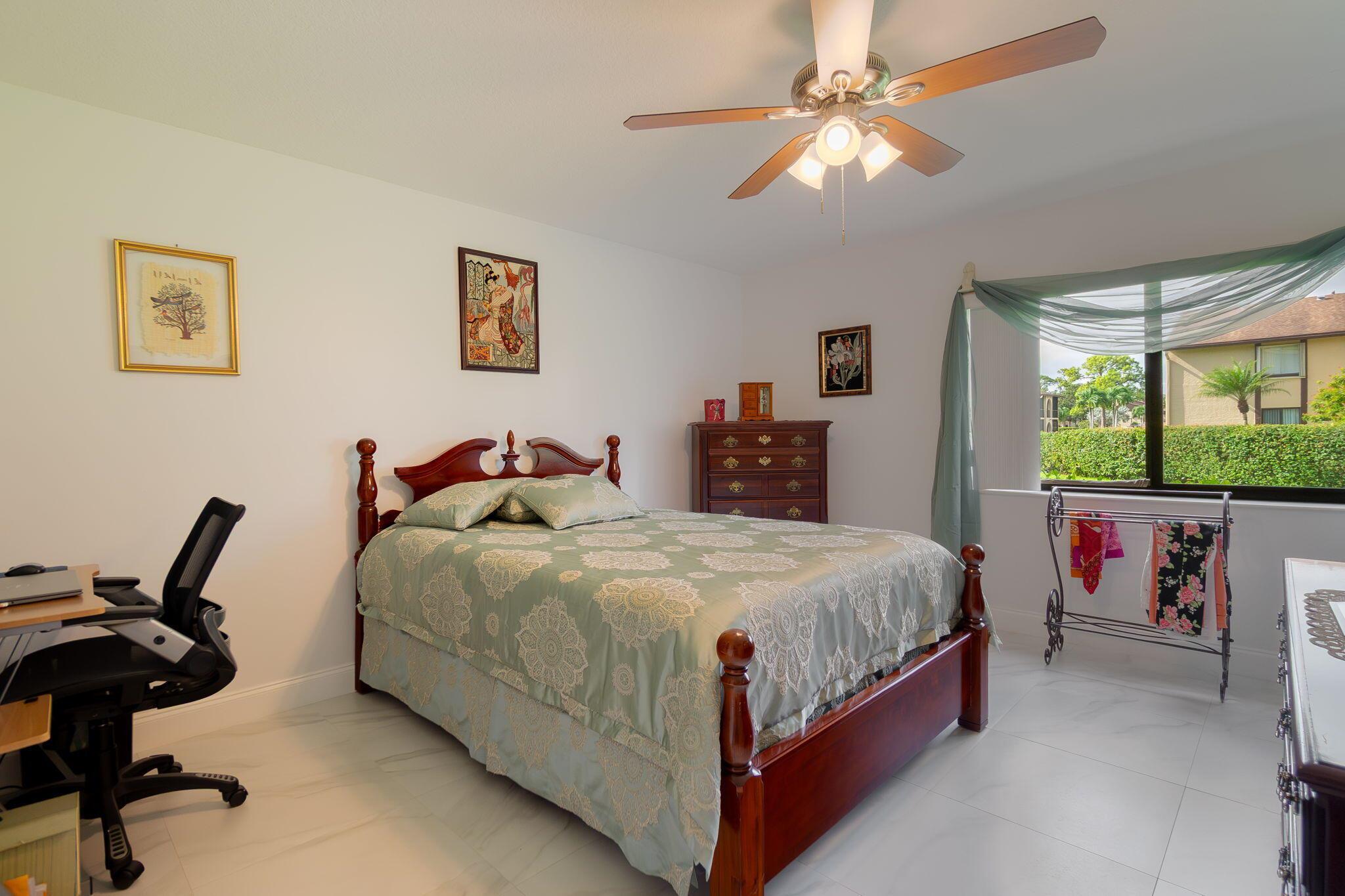 PINE RIDGE SOUTH III COND - Residential