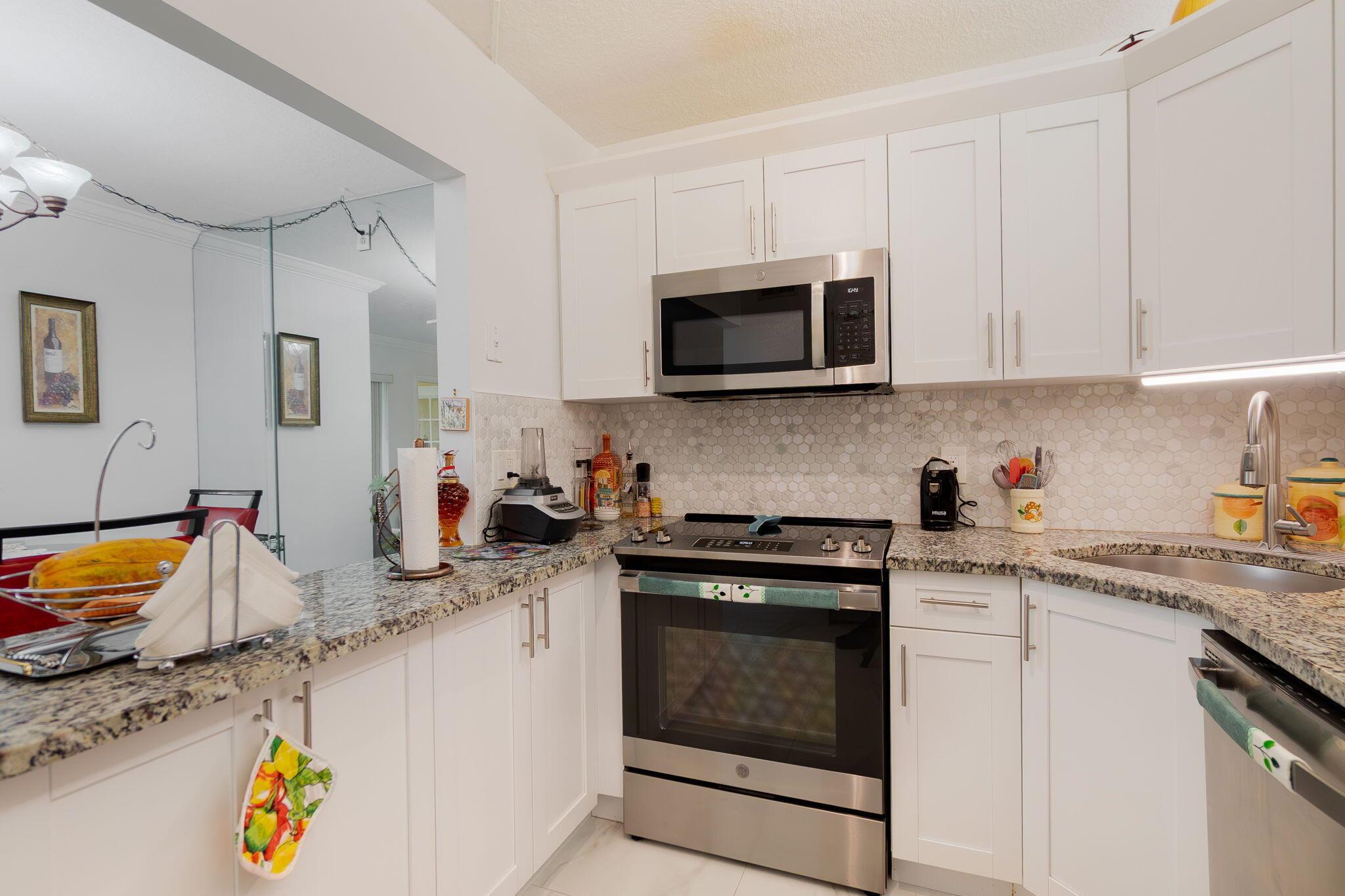 PINE RIDGE SOUTH III COND - Residential