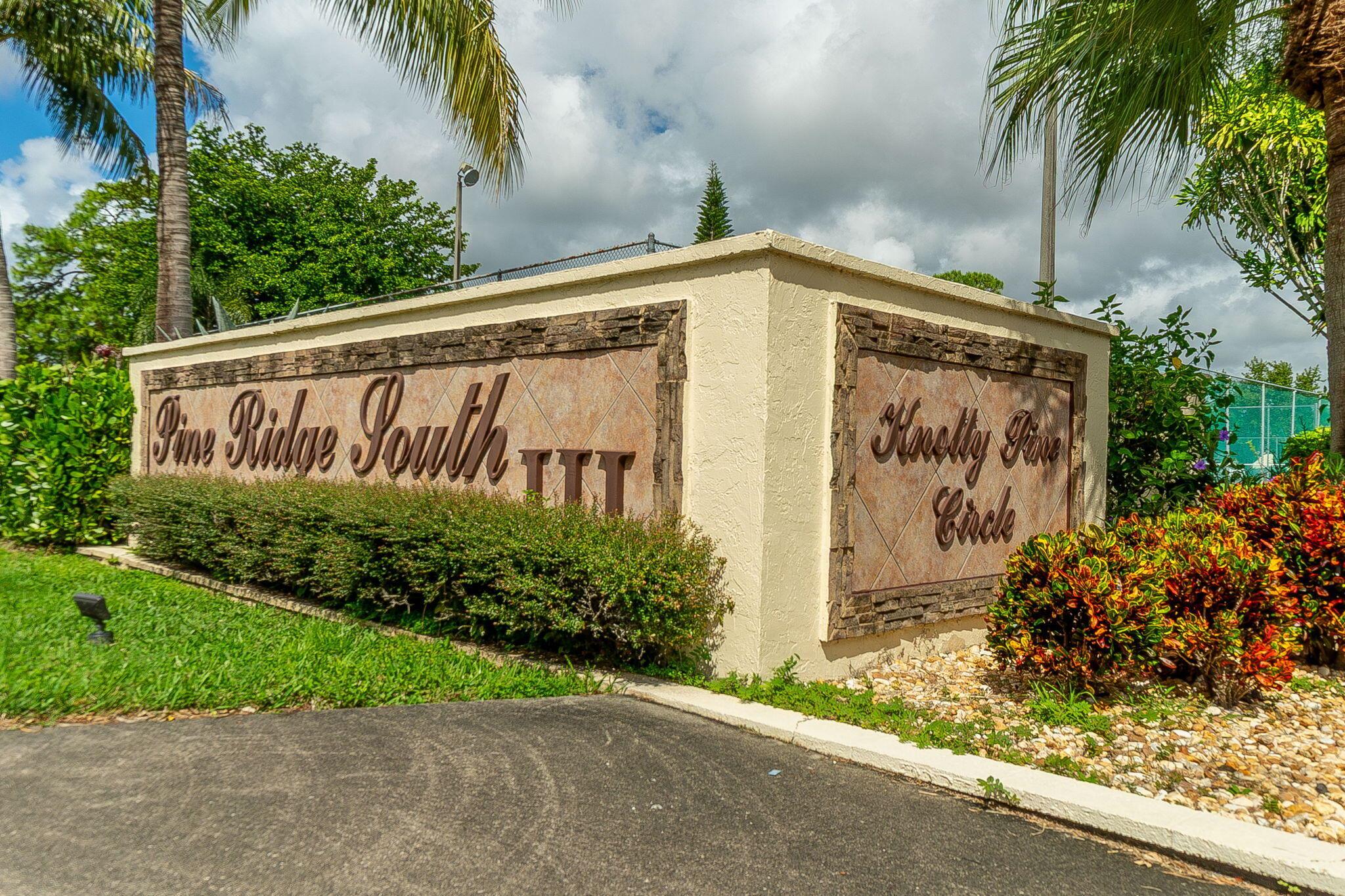 PINE RIDGE SOUTH III COND - Residential