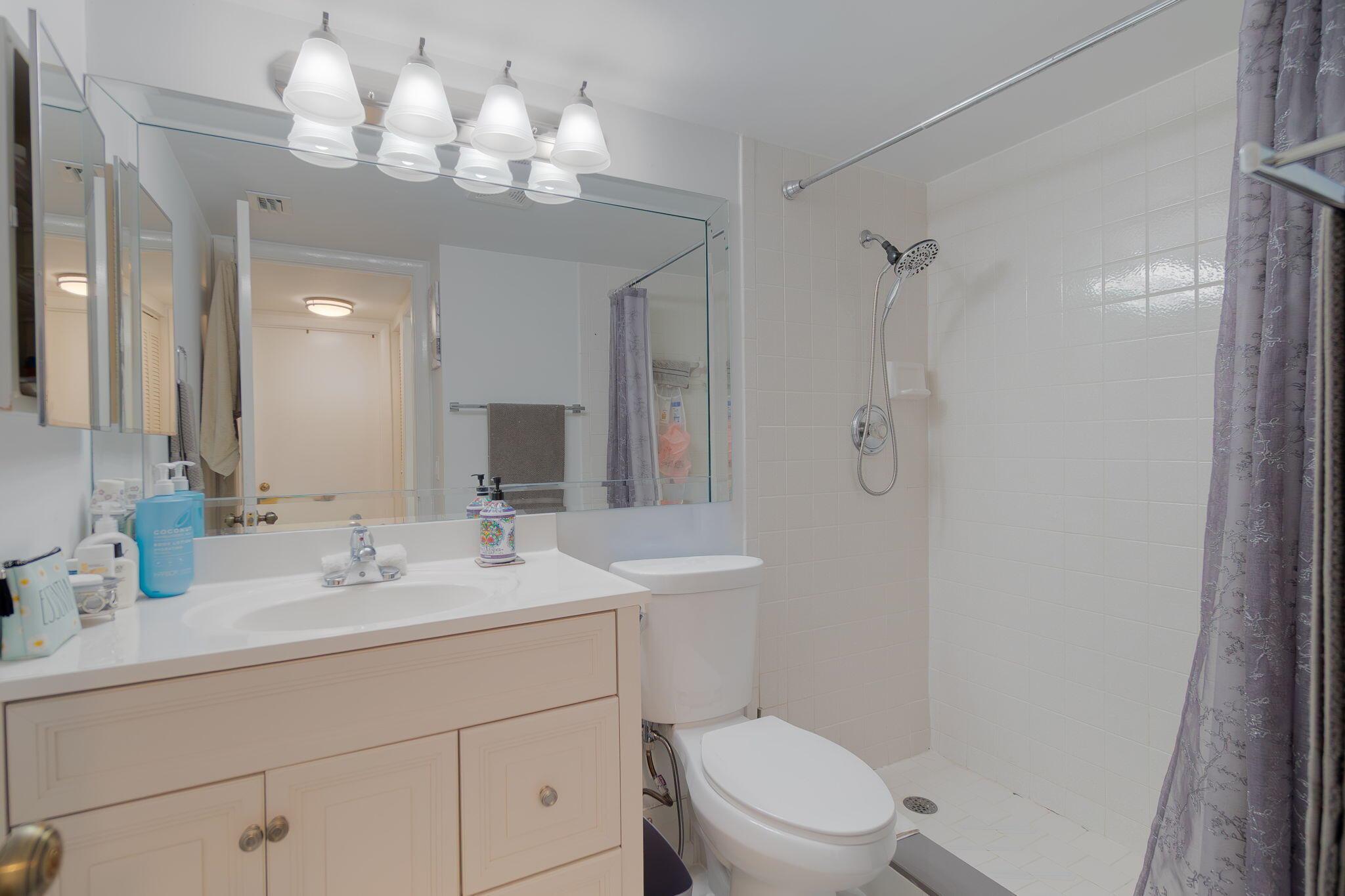 PINE RIDGE SOUTH III COND - Residential