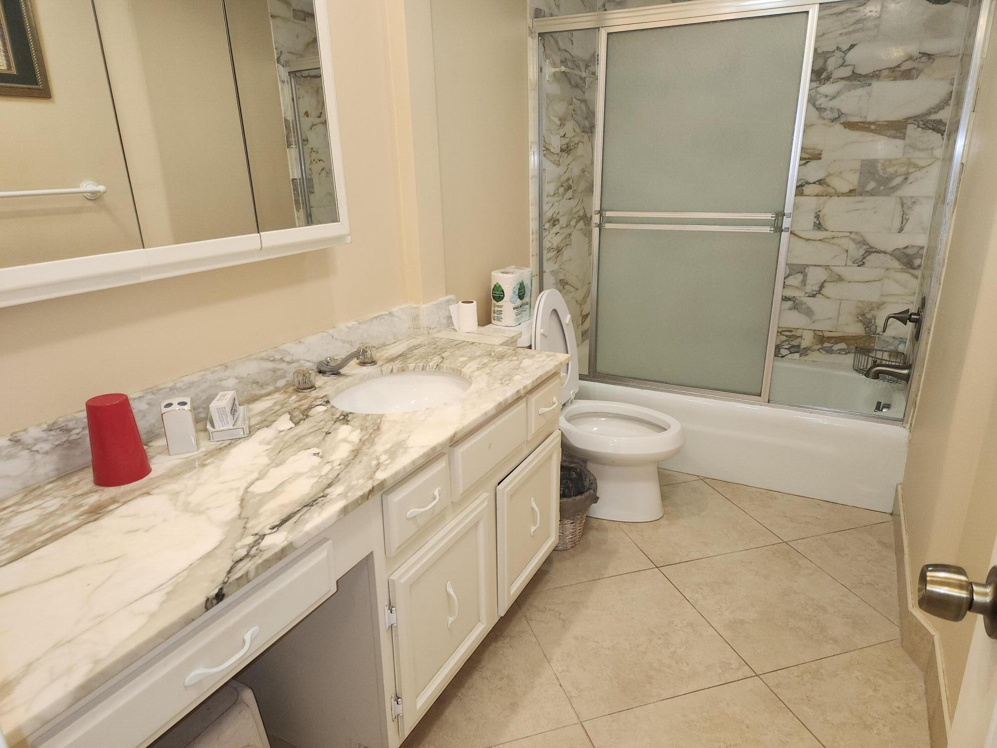 Porta Bella - Residential Lease