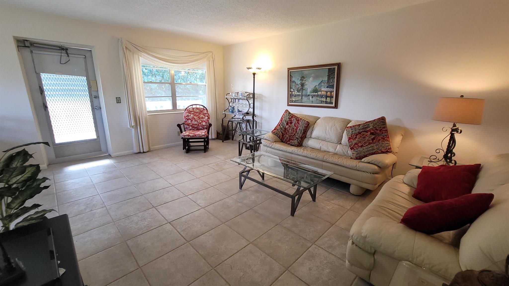 232 Canterbury J