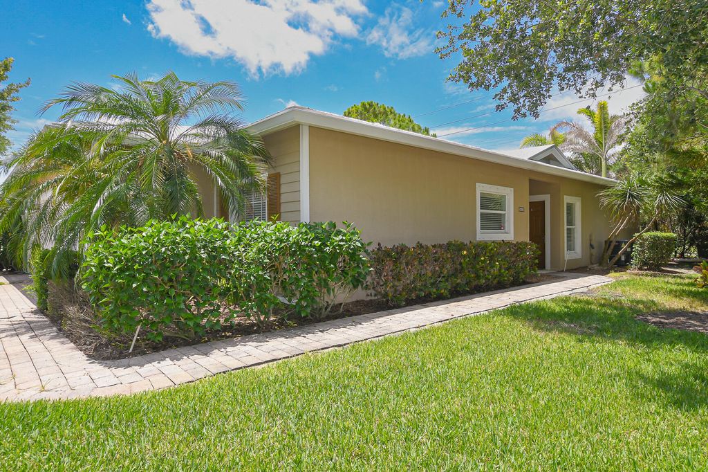 Photo of 649 NE Bent Paddle Lane, Port Saint Lucie, FL 34983 (MLS # B26031307)