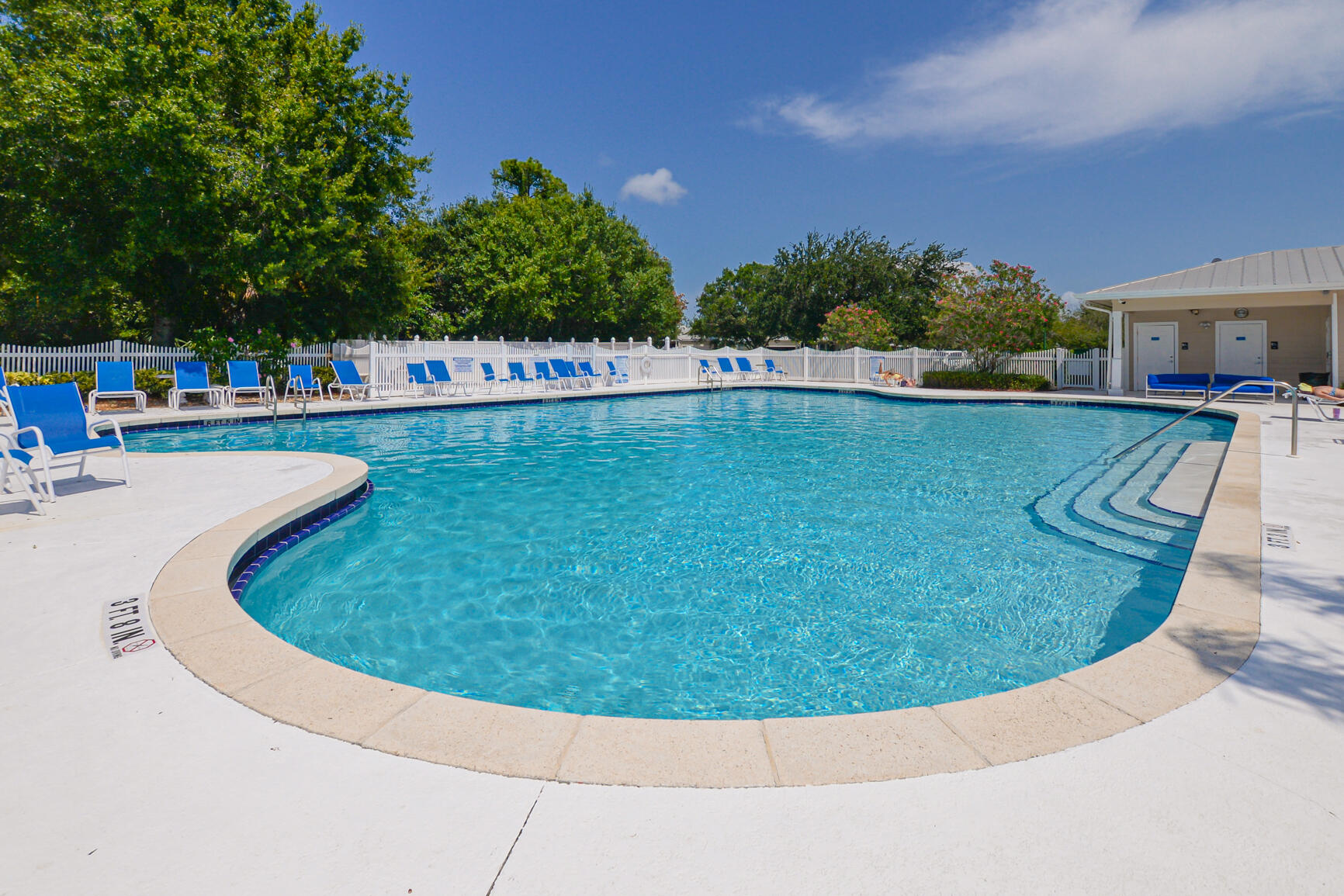 RIVER PLACE ON THE ST LUCIE NO 5 - Residential