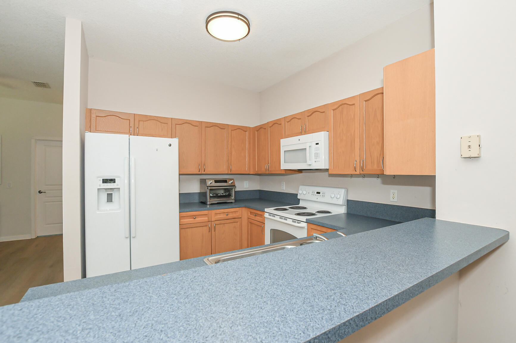 RIVER PLACE ON THE ST LUCIE NO 5 - Residential