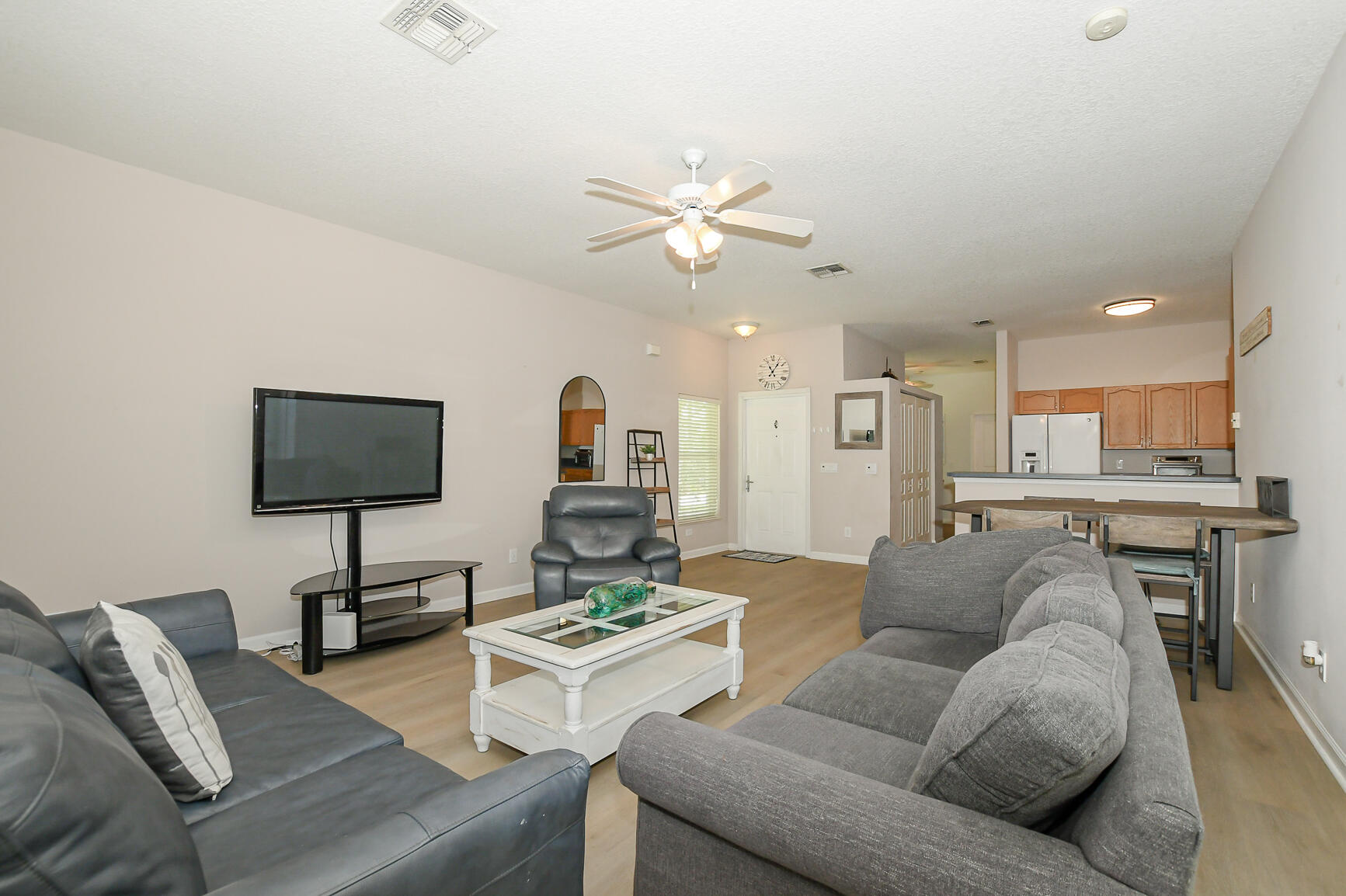 RIVER PLACE ON THE ST LUCIE NO 5 - Residential