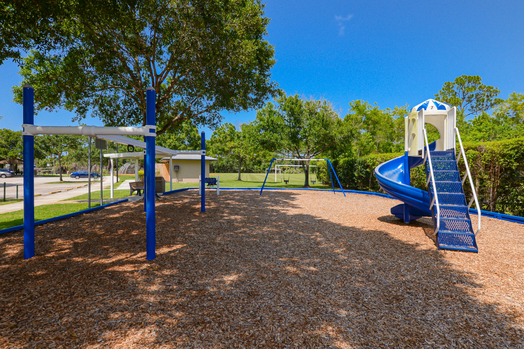 RIVER PLACE ON THE ST LUCIE NO 5 - Residential