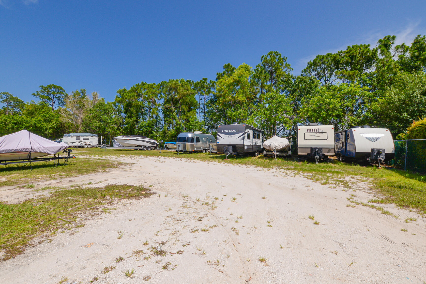 RIVER PLACE ON THE ST LUCIE NO 5 - Residential