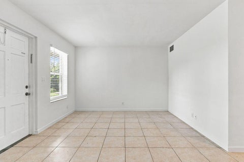 Tiny photo for 4529 NE 21st Avenue #3, Fort Lauderdale, FL 33308 (MLS # B26088886)