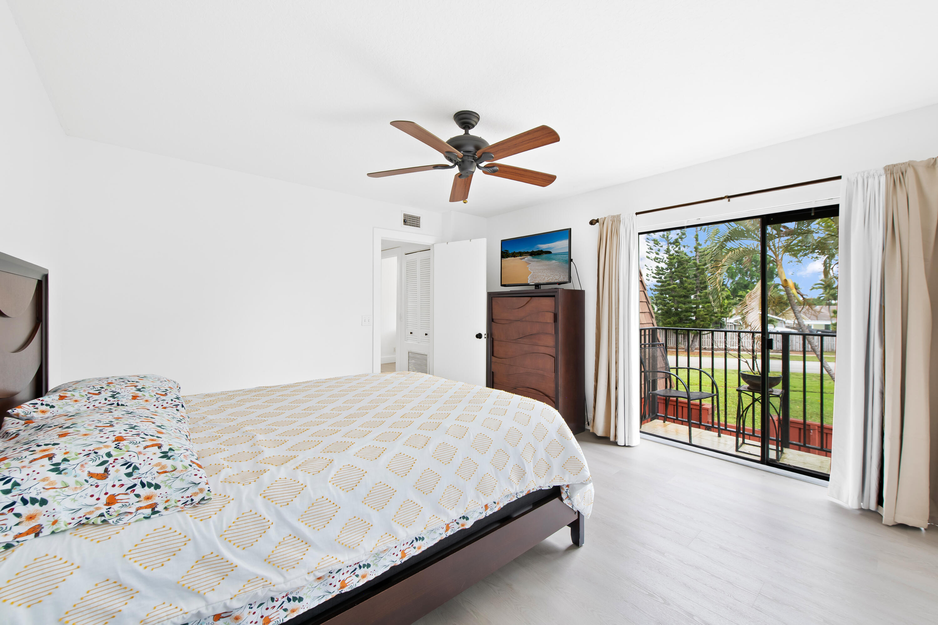 COURTYARDS OF WATERFORD - Residential