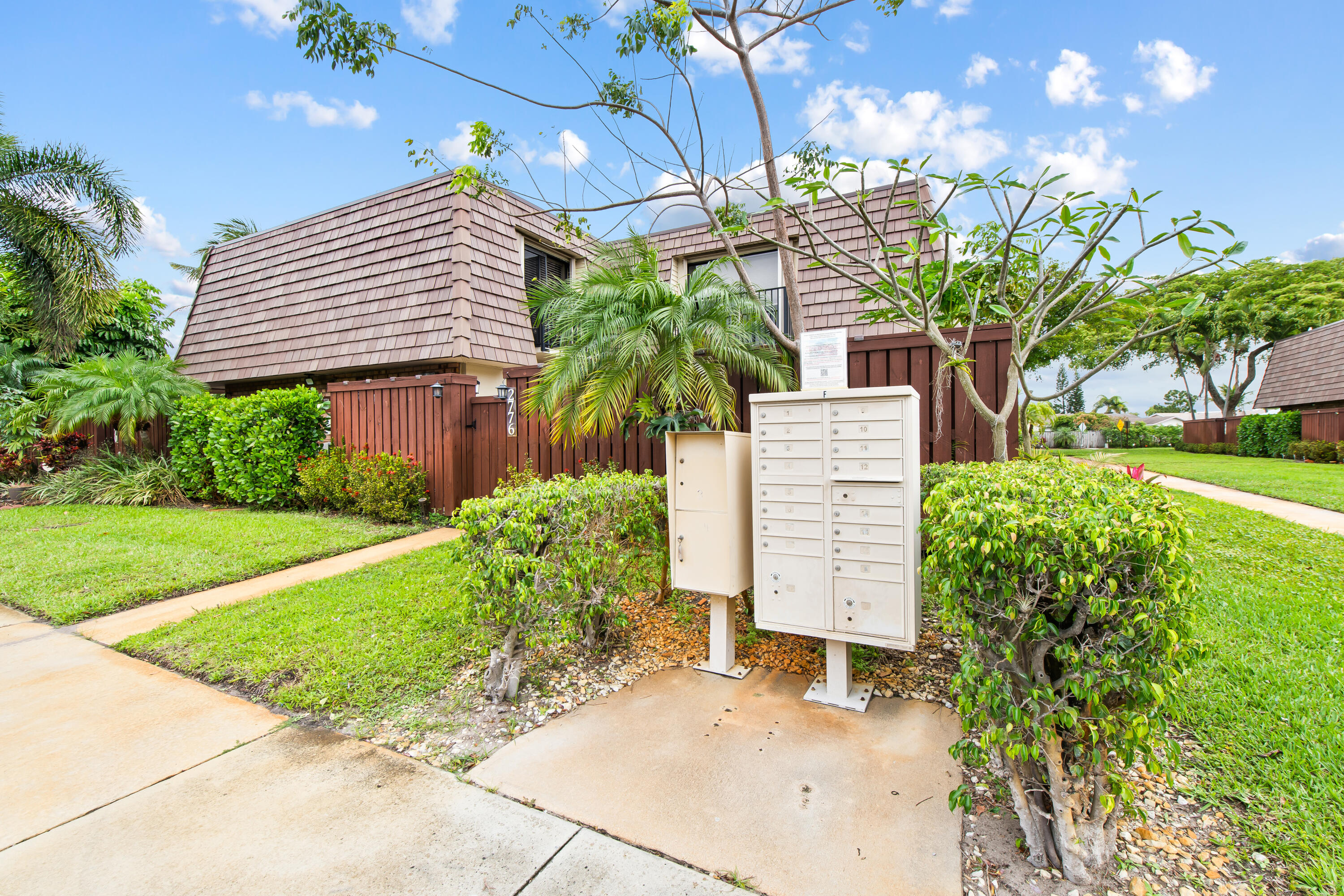 COURTYARDS OF WATERFORD - Residential