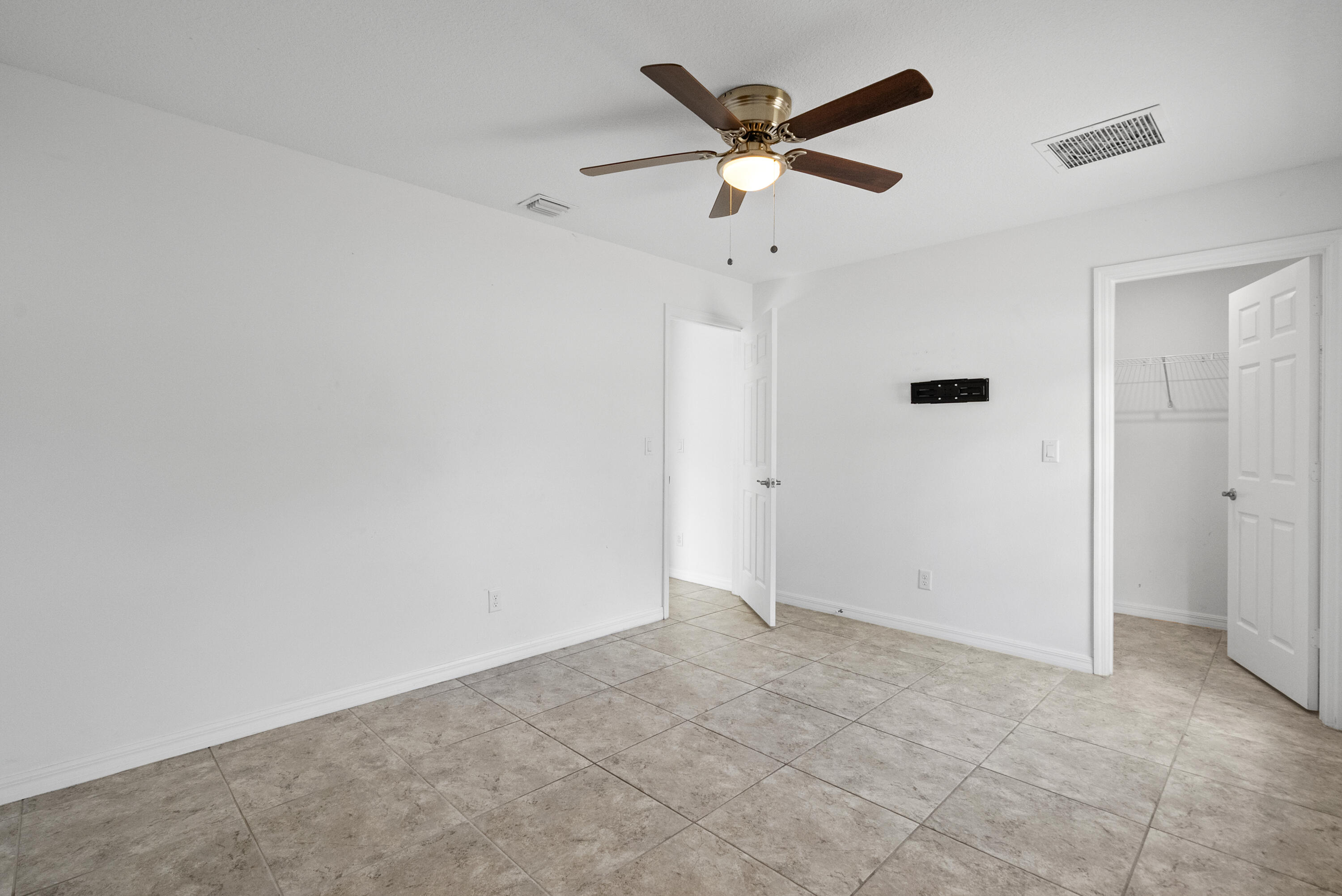 PORT ST LUCIE SECTION 13 - Residential