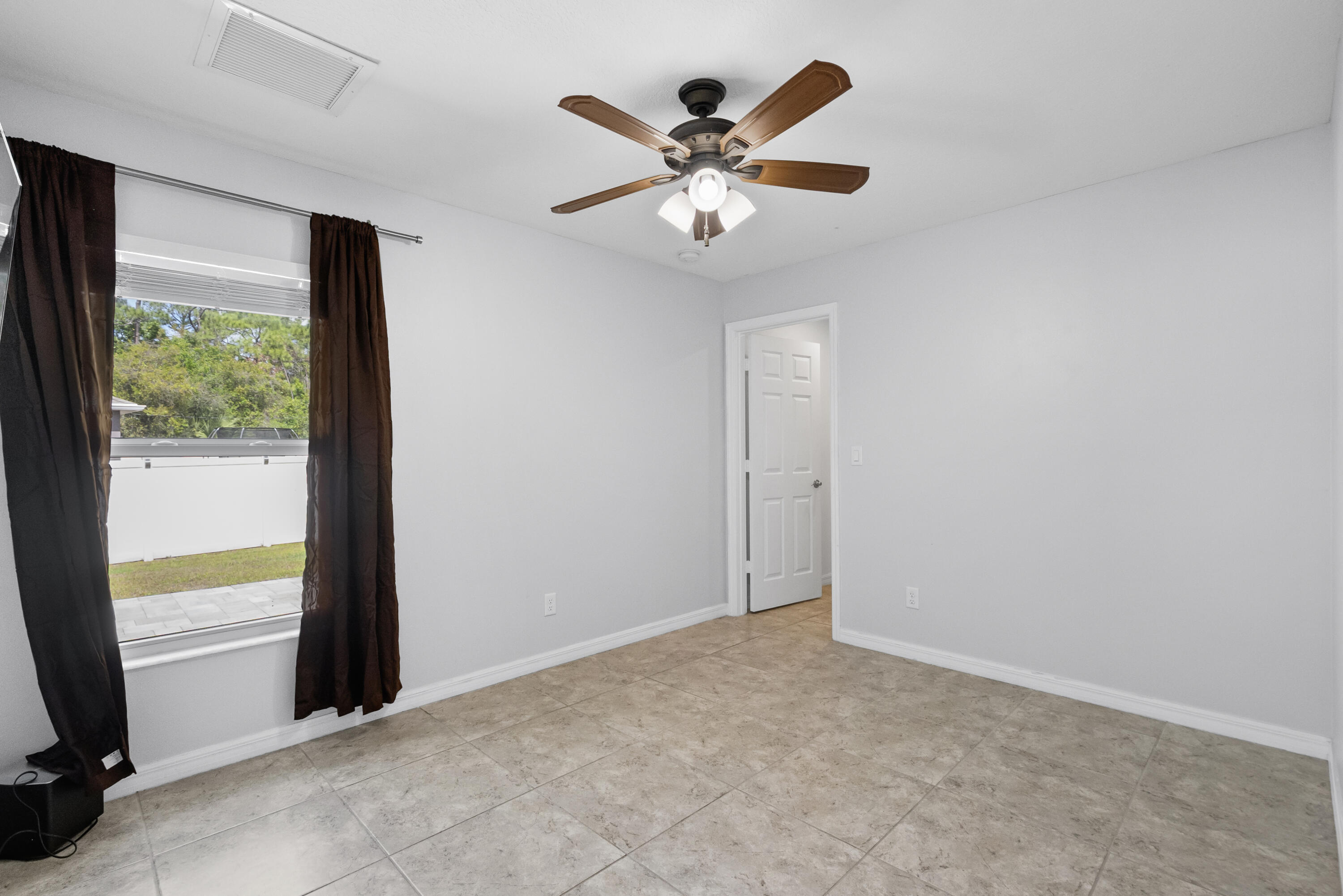 PORT ST LUCIE SECTION 13 - Residential