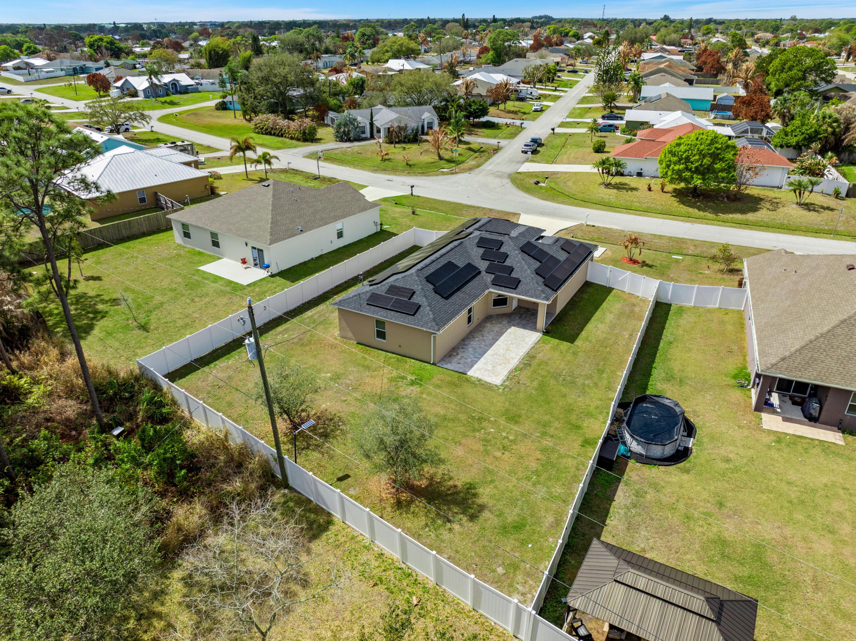 PORT ST LUCIE SECTION 13 - Residential