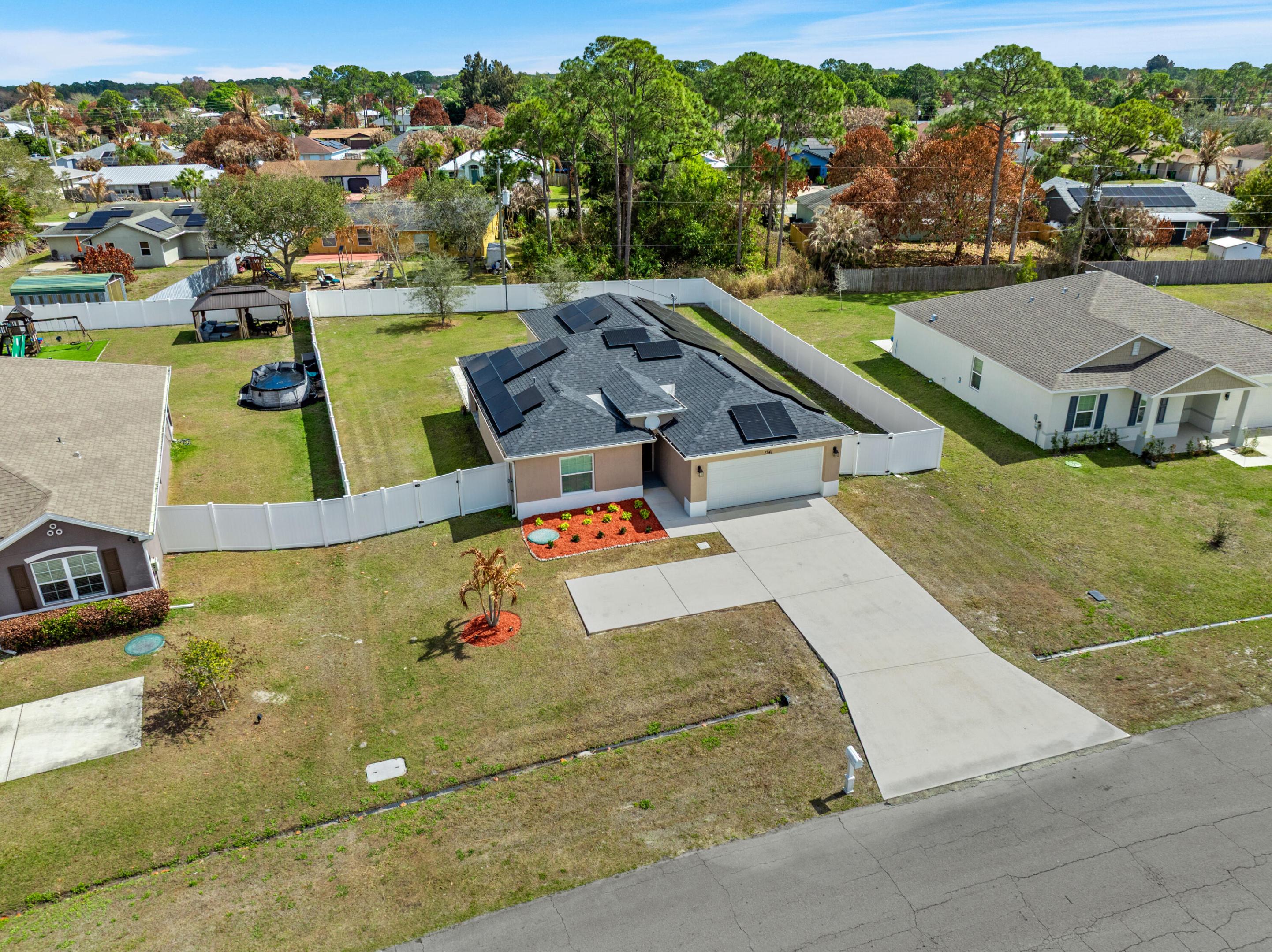 PORT ST LUCIE SECTION 13 - Residential