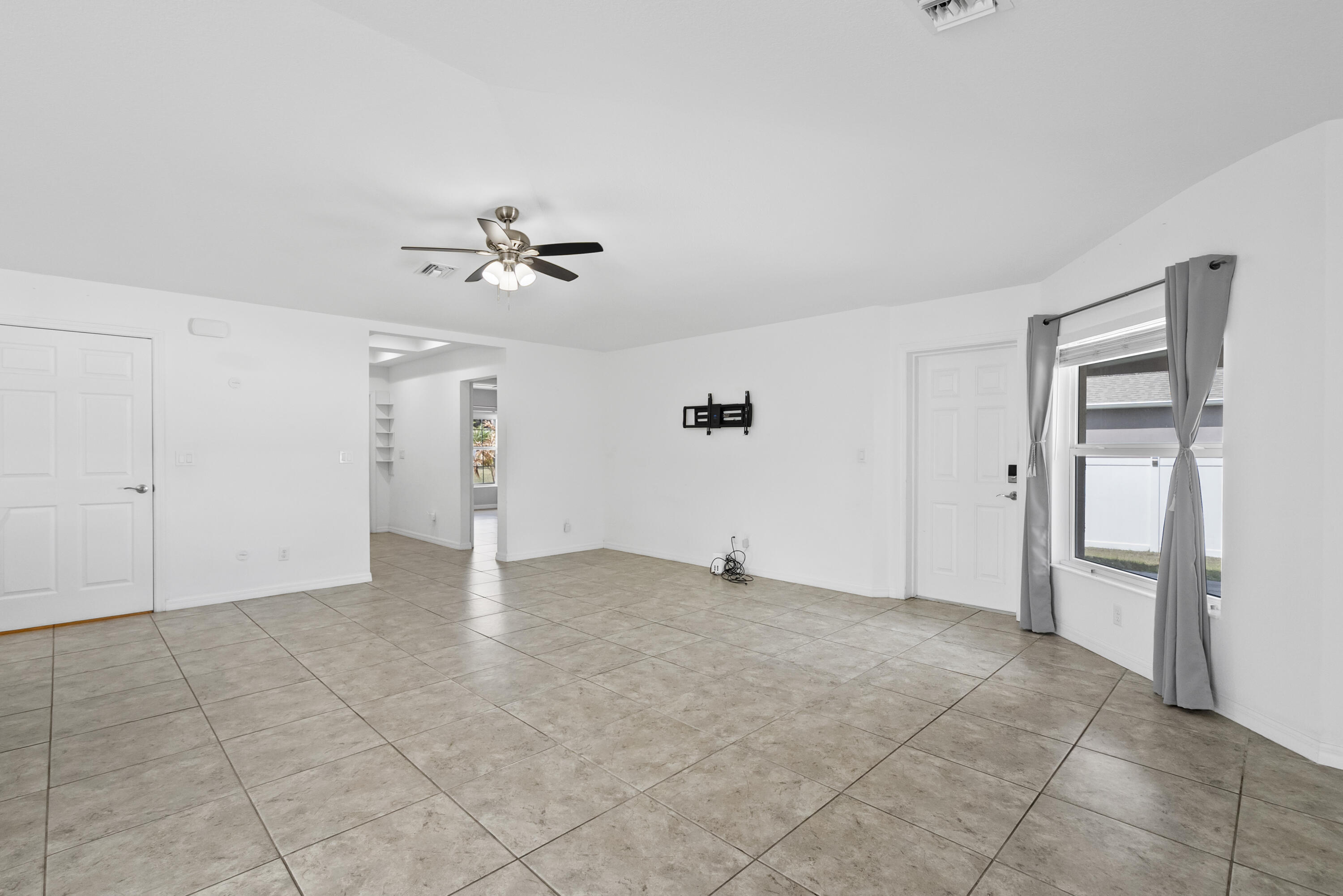 PORT ST LUCIE SECTION 13 - Residential