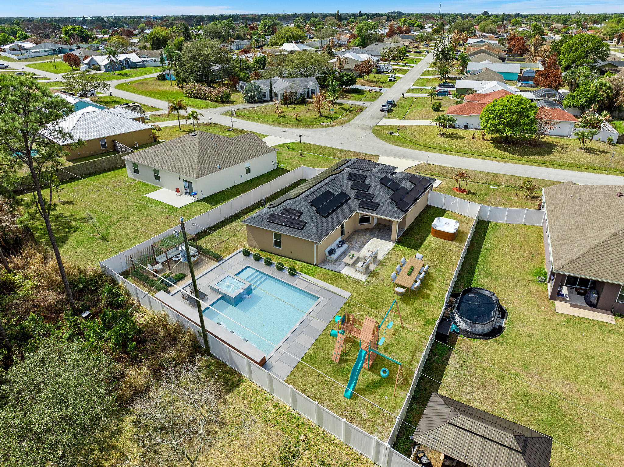 PORT ST LUCIE SECTION 13 - Residential