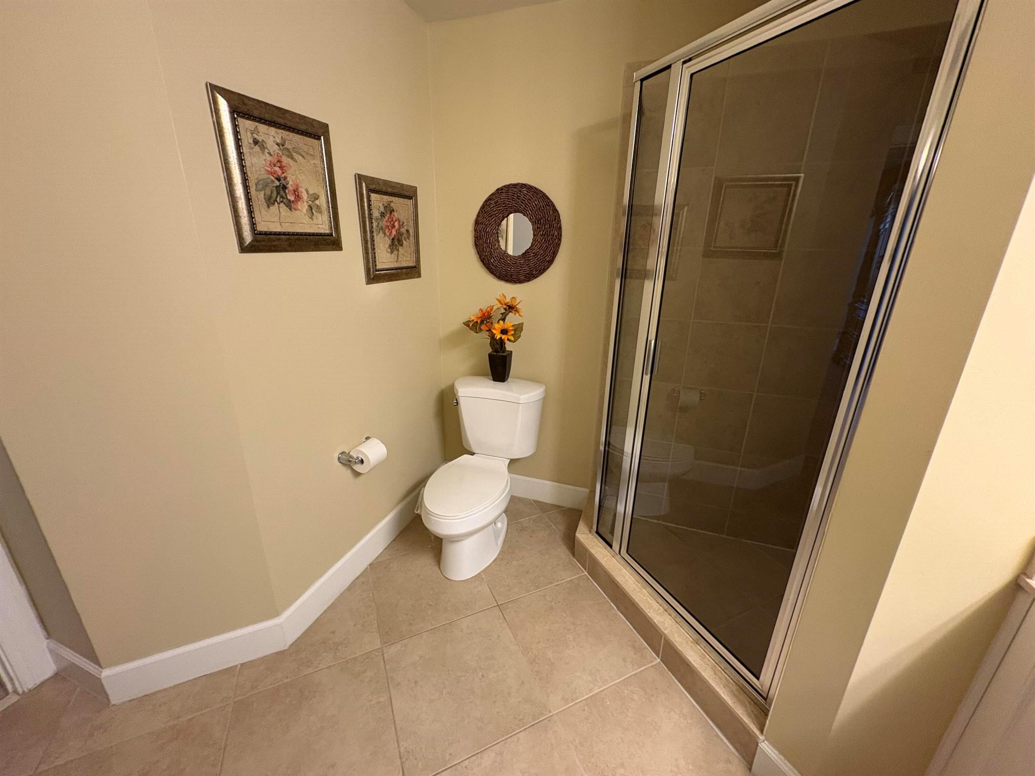 SAN RAPHAEL CONDO - Residential Lease