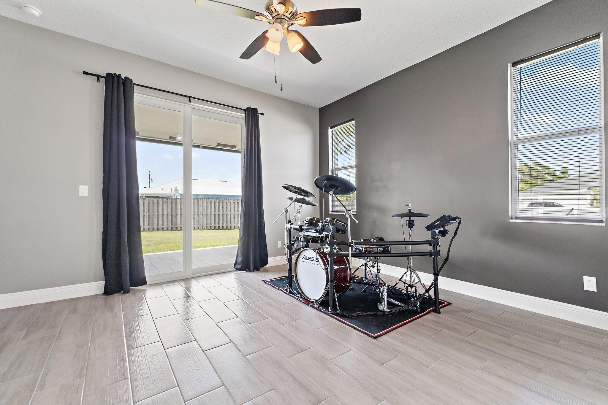 PORT ST LUCIE SECTION 47 - Residential